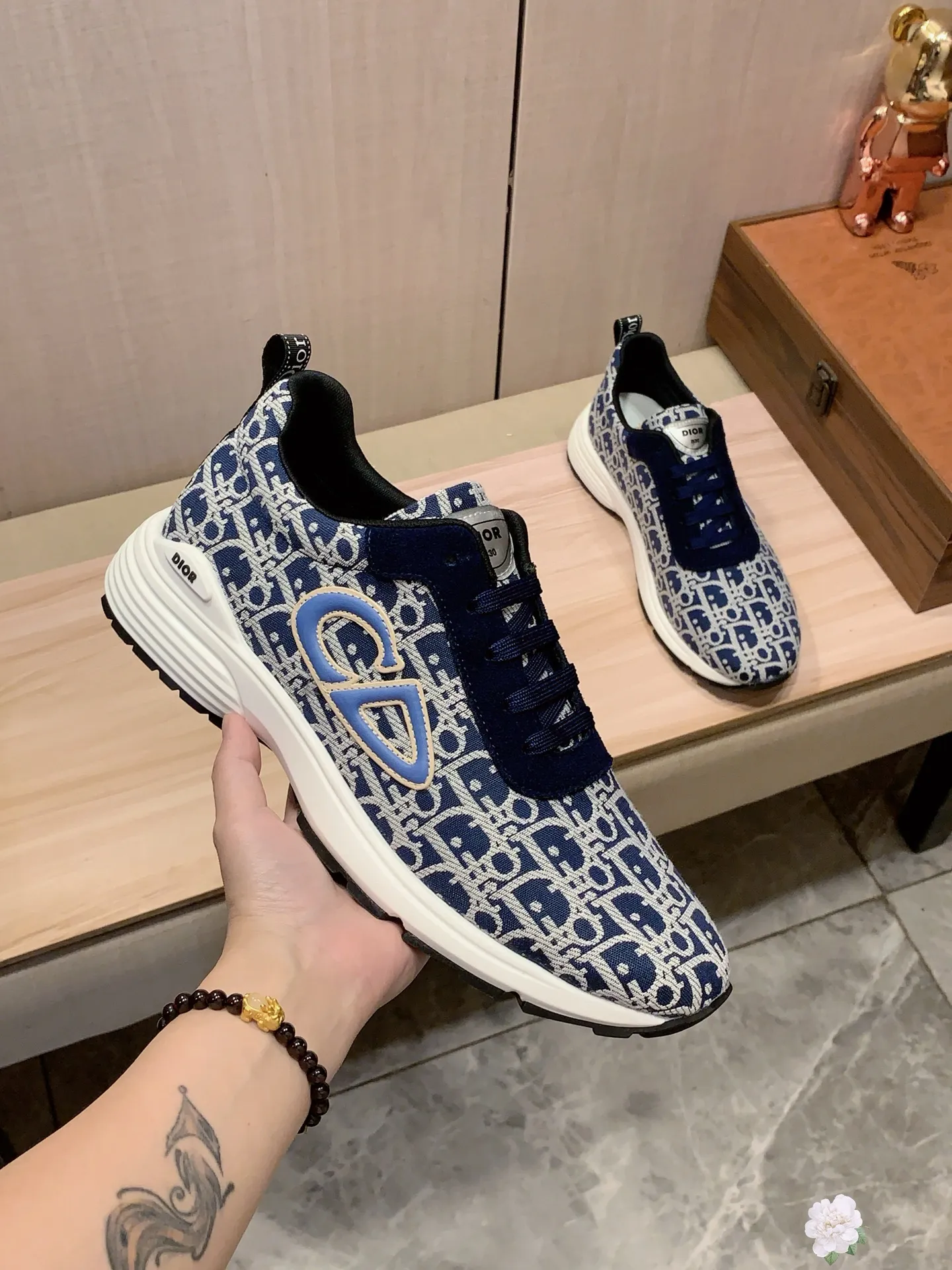 Men's Men's Shoes💰442💰💰🎩🎩[Lightning][Lightning] "Dior DIOR*" The latest and most popular casual shoes, top brand [seduce] luxury ~ purchasing agency, top ~ quality. [Strong] The upper is made of imported breathable cowhide with material ➕ breathable sheepskin feet (•) and fine workmanship. The original stylish and stylish soft rubber wear-resistant and non-slip outsole is light and comfortable on the feet. The real thing looks better when photographed in person. 0121: code: 38-44, 5️⃣ colors selected